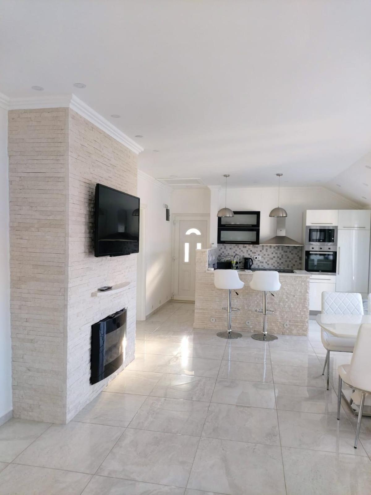 Apartments Brac Supetar Oda fotoğraf