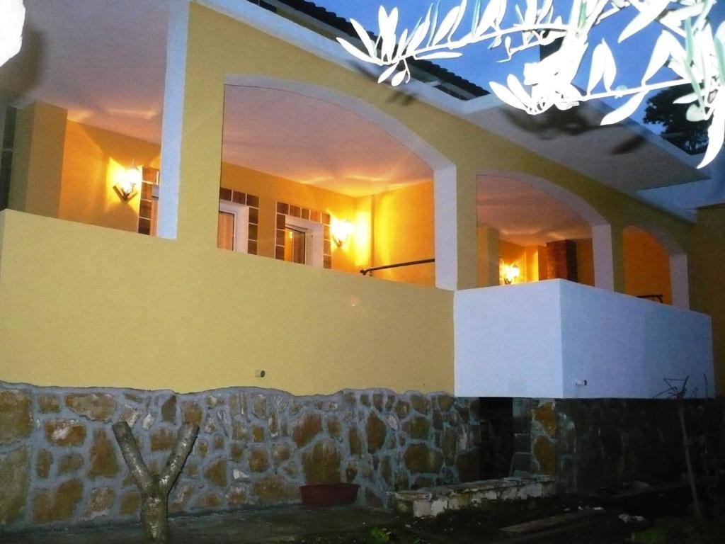Apartments Brac Supetar Oda fotoğraf