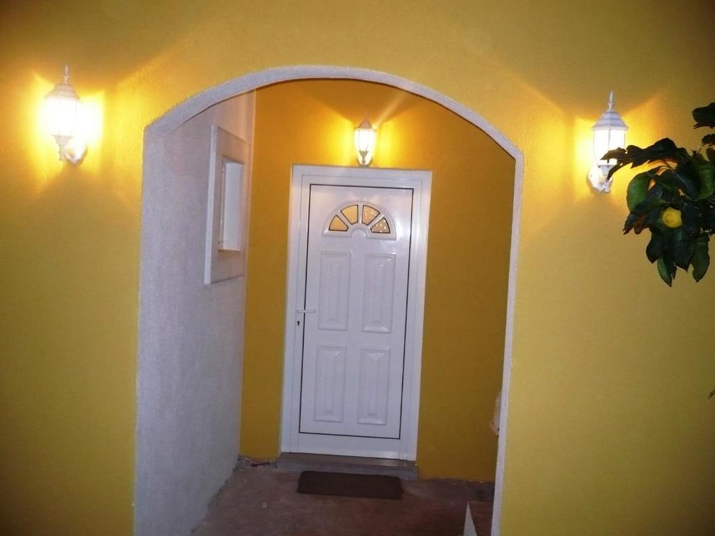 Apartments Brac Supetar Oda fotoğraf
